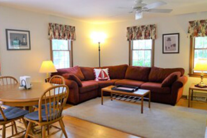 Image of 20 Woodpine - 4 Bedroom House