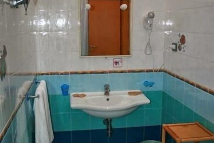Room 13 of 58
