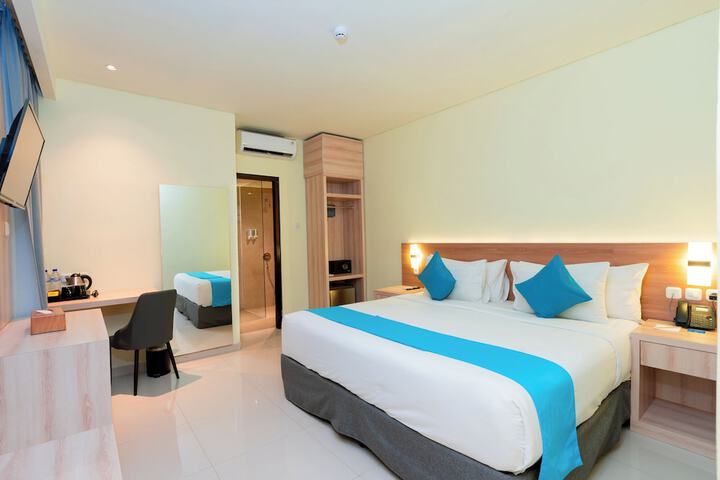 Room 14 of 125