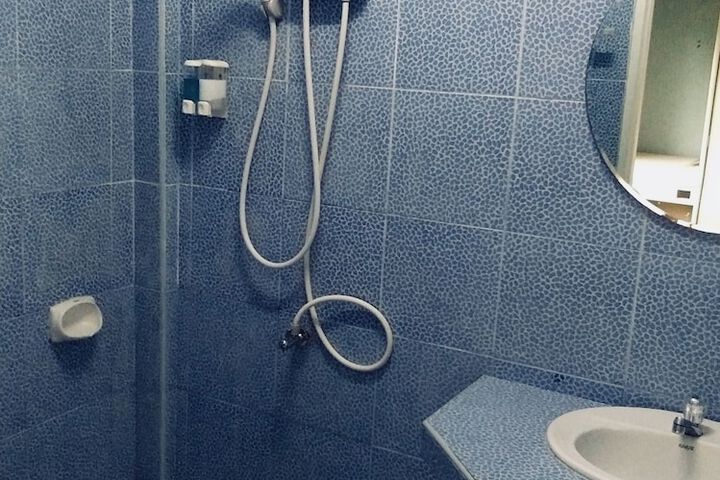 Room 74 of 104