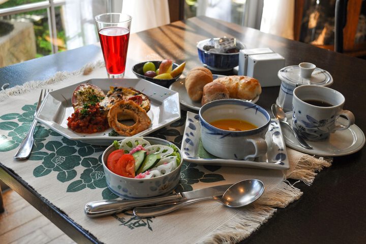 Breakfast meal
