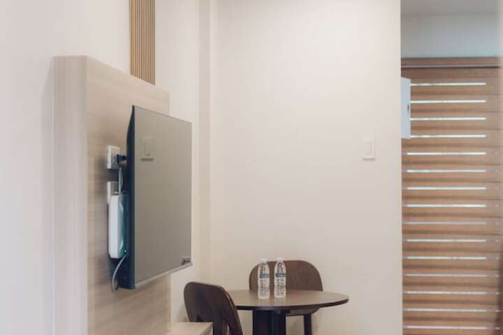 Room 16 of 22