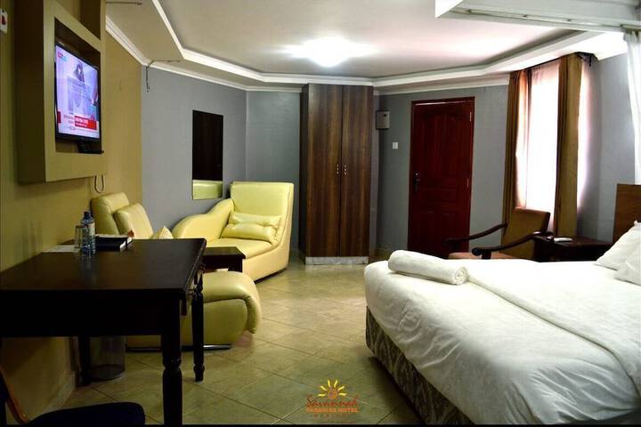 Room 4 of 60