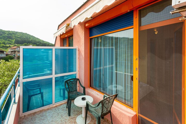 Terrace/Patio 106 of 110
