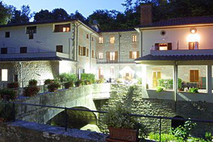 Hotel Front - Evening or Night