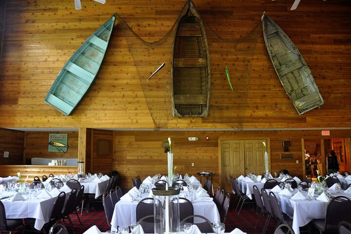 Banquet hall