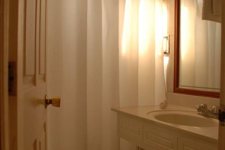 Bath Photo