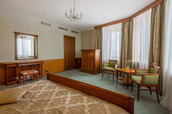 Room 22 of 113