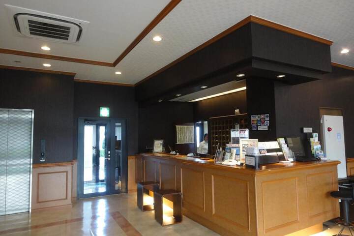 Hotel Lobby