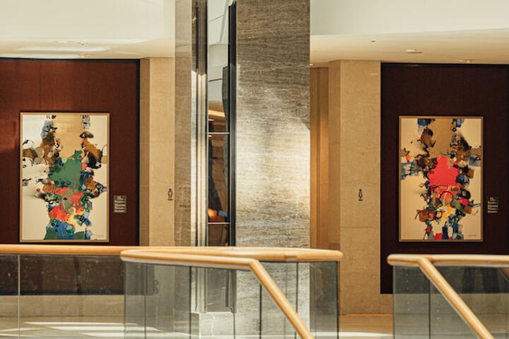 Entrance & Lobby