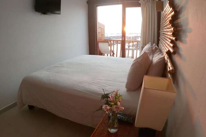 Room 18 of 52