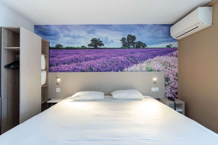 Room 10 of 39