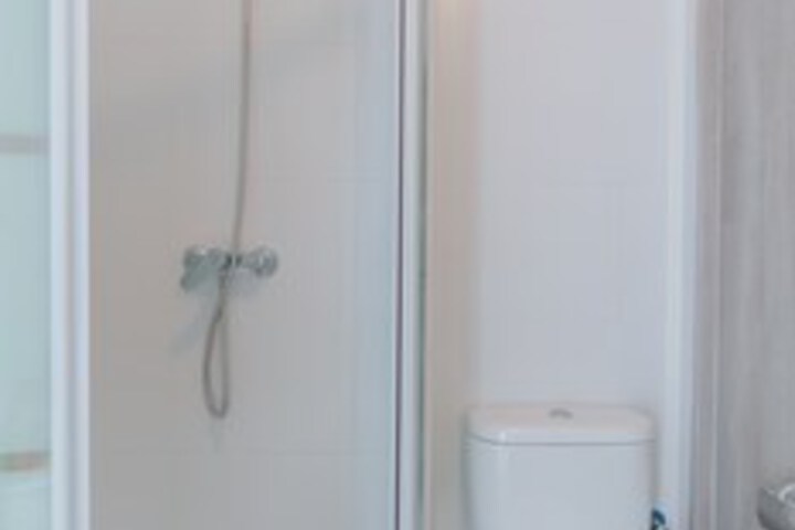 Room 3 of 30
