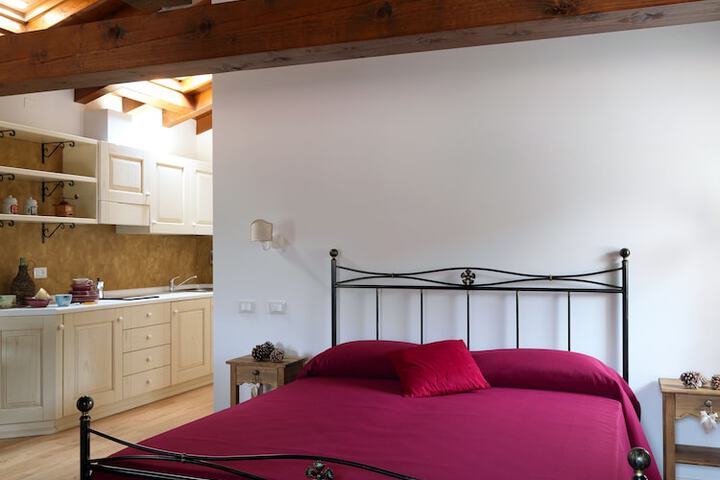 Room 11 of 52