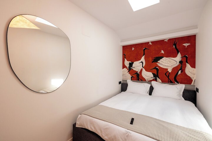 Room 19 of 87