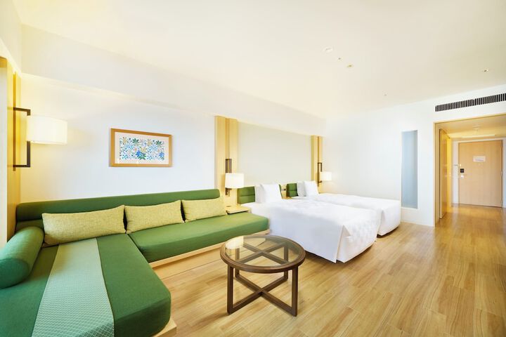Room 25 of 125