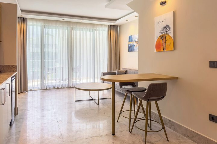 Room 15 of 130