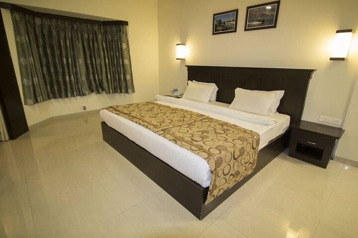 Room 10 of 45