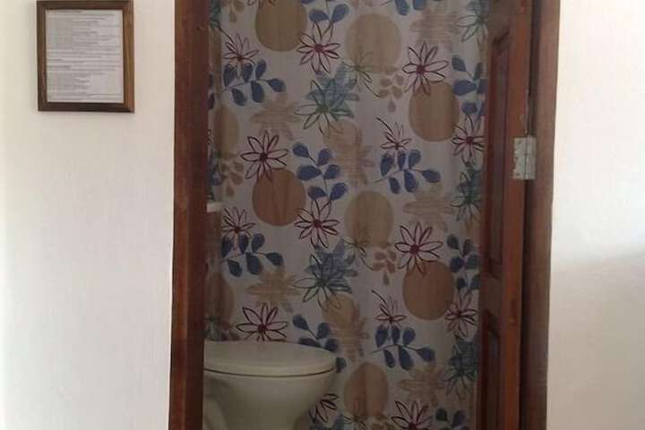 Room 25 of 32