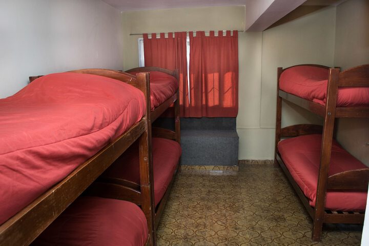 Room 28 of 70