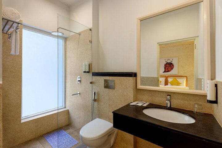 Room 15 of 23