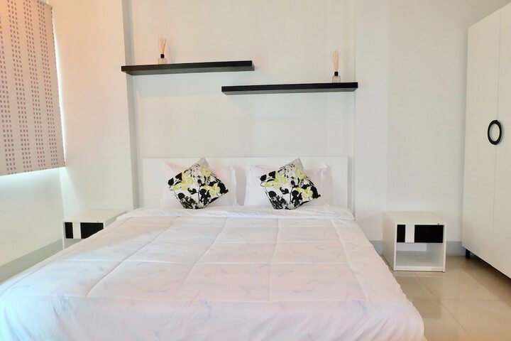 Room 7 of 52