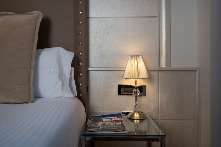 Room 10 of 58