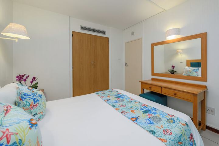 Room 18 of 71