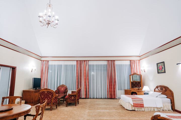 Room 31 of 101