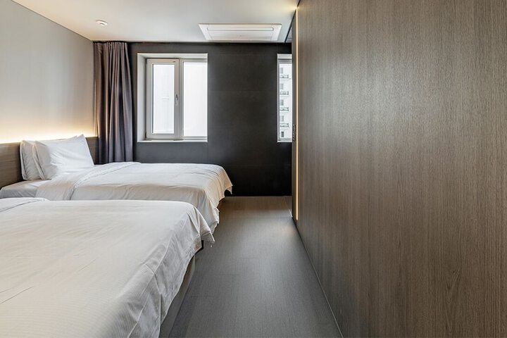 Room 5 of 36