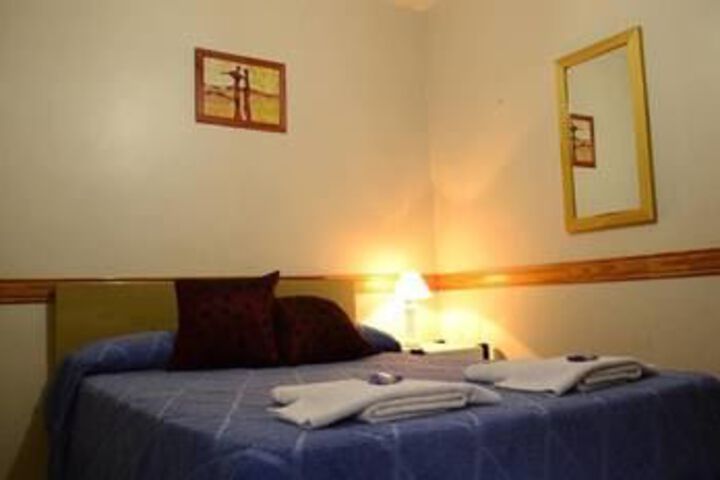 Room 17 of 18
