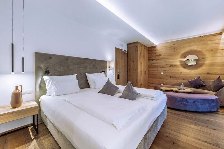 Room 10 of 54