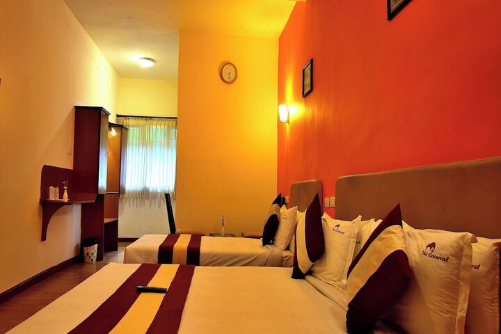 Room 5 of 30