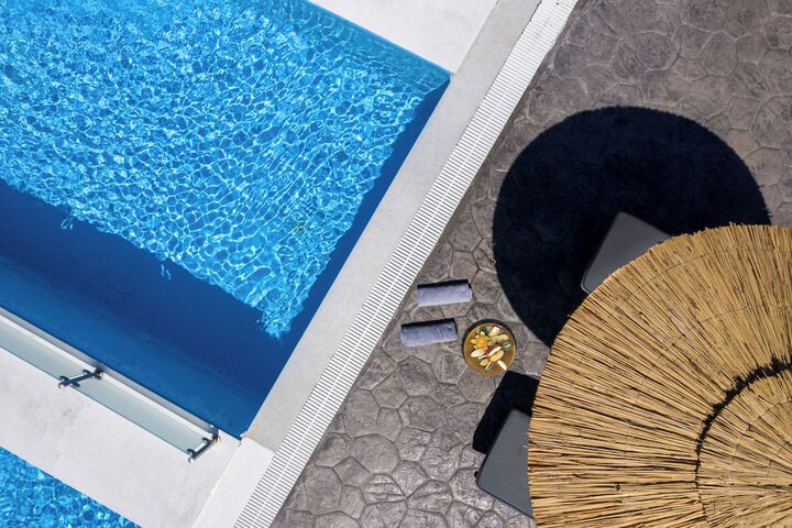 Pool 89 of 110