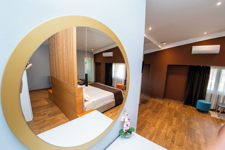 Room 40 of 90