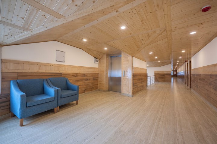 Room 16 of 29