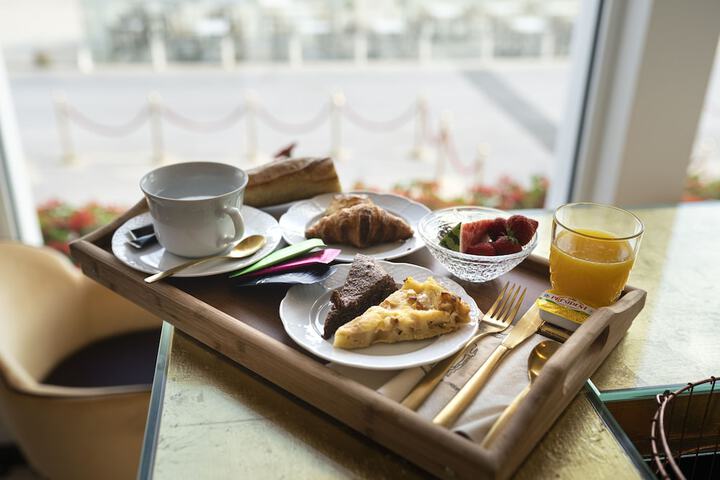 Breakfast/Coffee Service 53 of 71