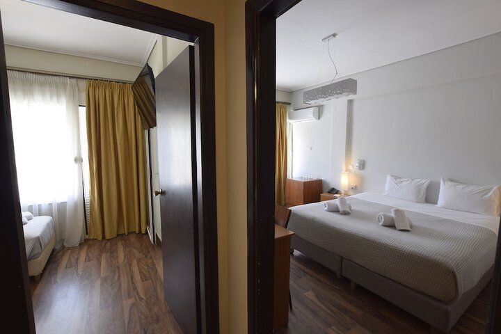Room 37 of 137