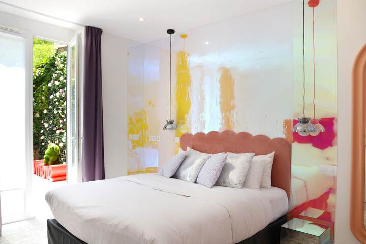 Room 15 of 26