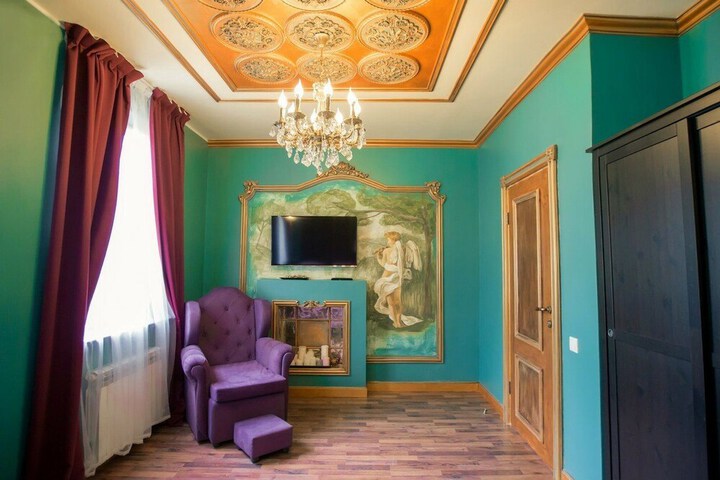 Room 11 of 41