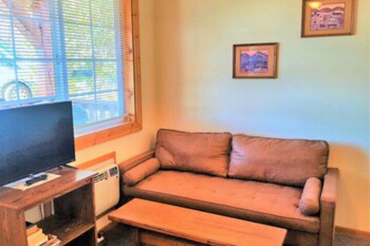Room 28 of 288
