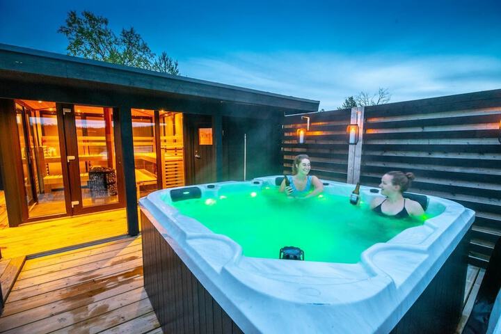 Spa 16 of 28