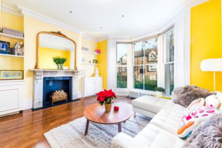 Modern Fulham home with Garden