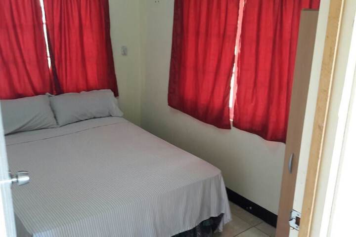 Room 2 of 40