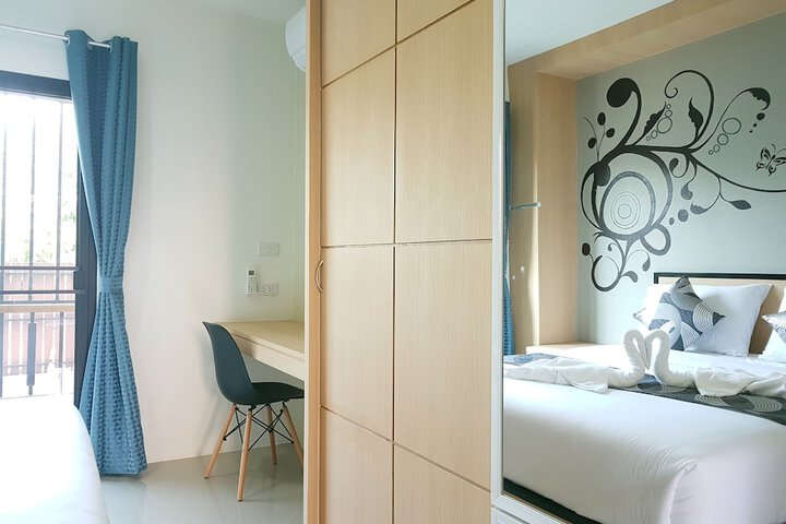 Room 7 of 36
