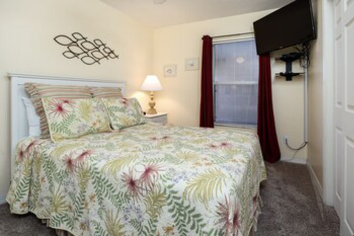 Room 53 of 53