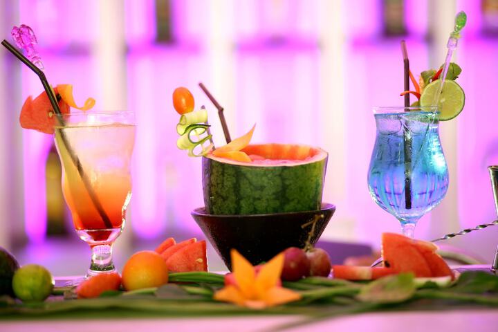 Lounge 128 of 155