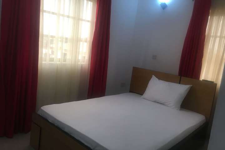 Room 2 of 16