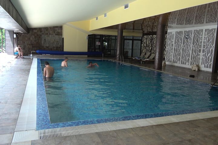 Pool 48 of 132