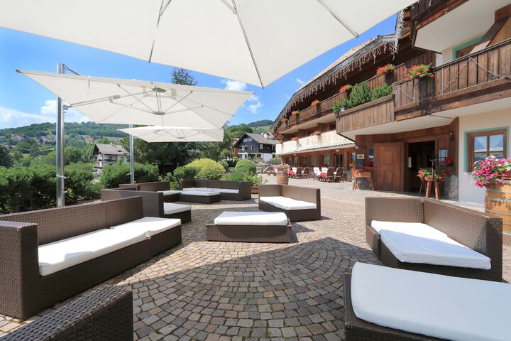 Terrace/Patio 42 of 48